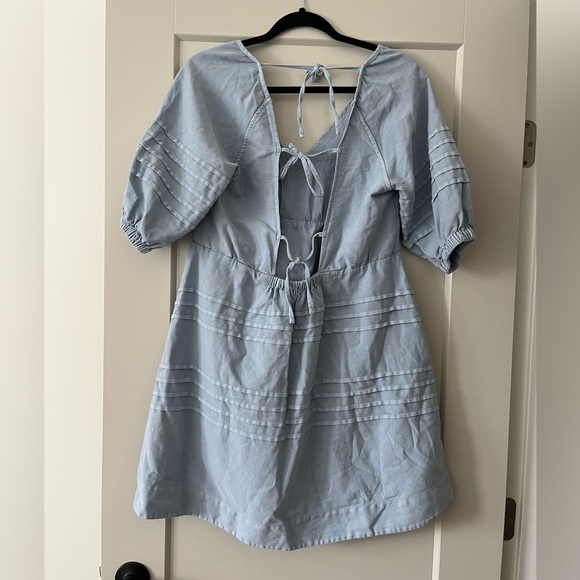 7 for All Mankind Washed Blue Mini Dress Open Back - Picture 2 of 4
